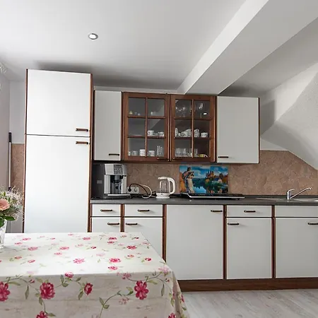 Katis'apartment アパート ディーツ